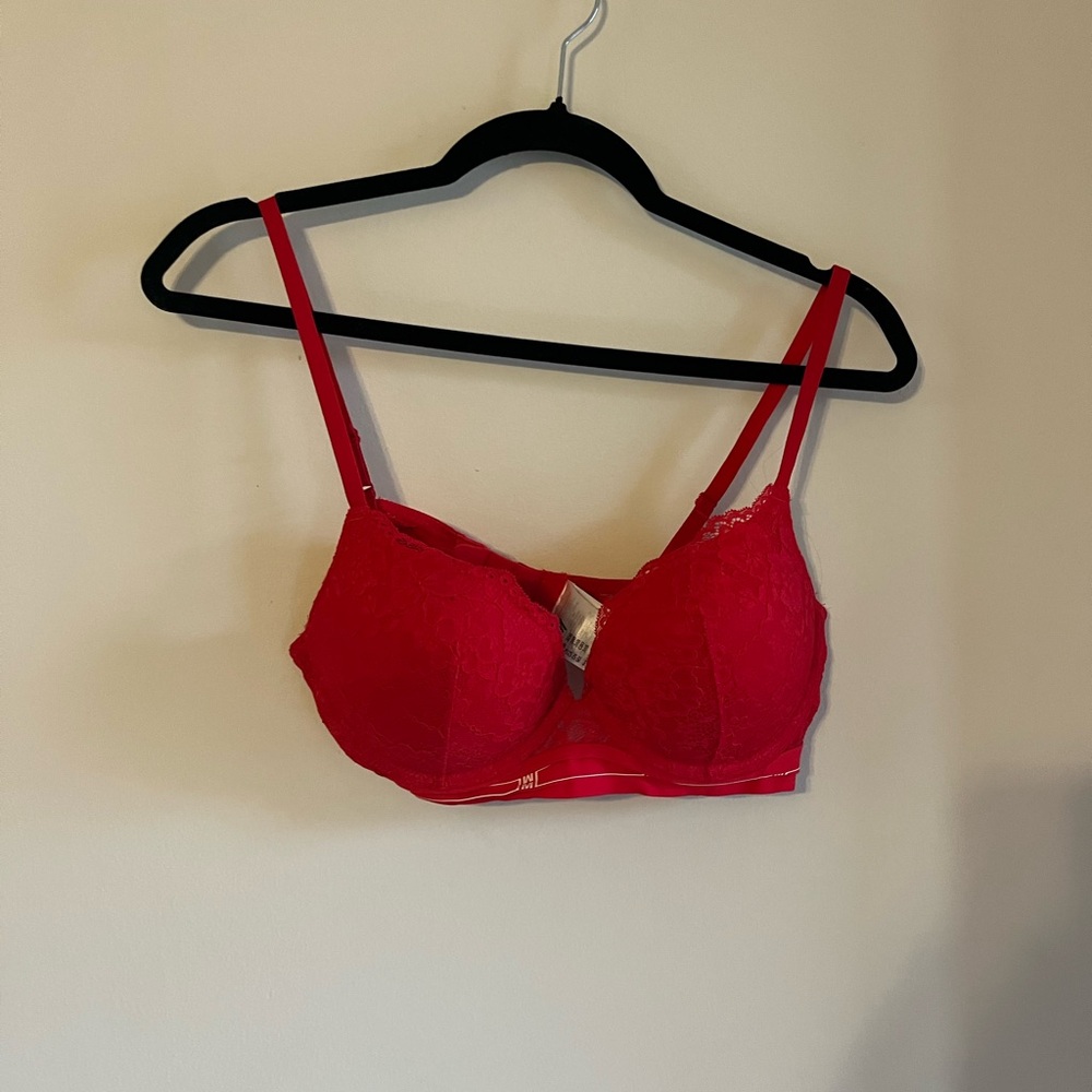 H&M Vibrant Red Lace Bra push up
